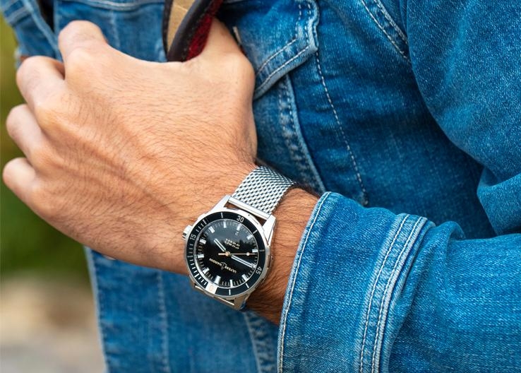 Pre-SIHH 2019 雅典錶首款米蘭帶潛水錶亮相