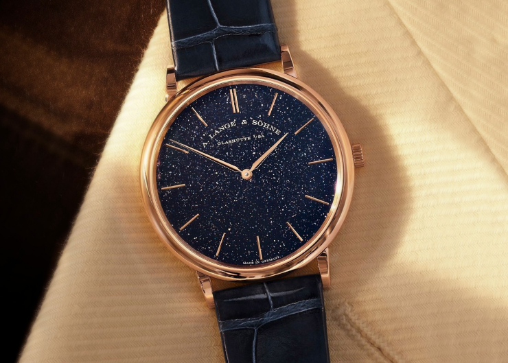 耀眼星夜|朗格Saxonia Thin砂金石玻璃18K玫瑰金新色
