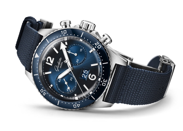 藍面、藍陶瓷圈打頭陣!Glashütte Original SeaQ系列首次搭載計時功能