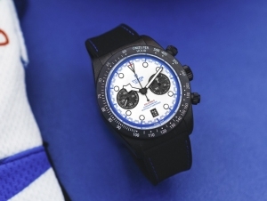 碳纖維熊貓登場! TUDOR帝舵表發表Black Bay Chrono「Carbon 25」特別版