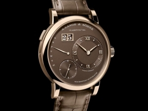 經典的溫暖回歸｜A. LANGE & SÖHNE朗格Lange 1 Daymatic蜂蜜金