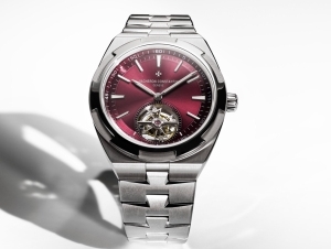 鈦金屬深紅面，Vacheron Constantin Overseas陀飛輪腕錶新作