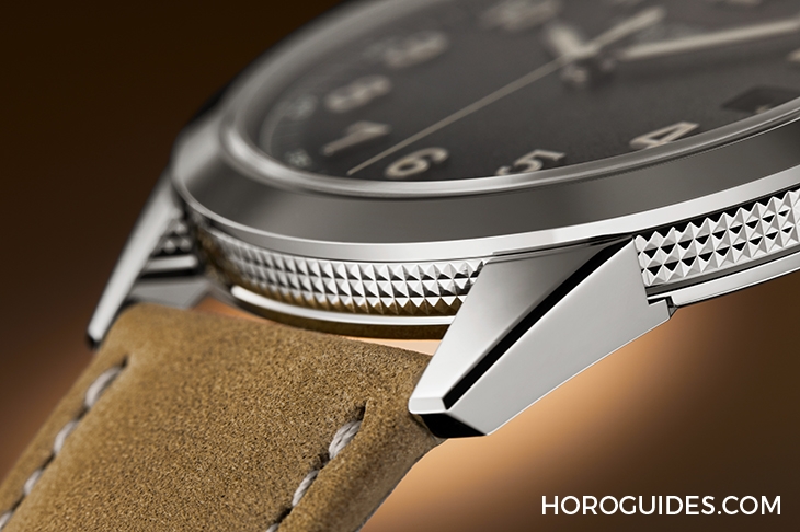 PATEK PHILIPPE - CALATRAVA - 5226G-001 - 錶王基本款的全新選擇:百達翡麗Calatrava 5226G-001炭灰色面盤