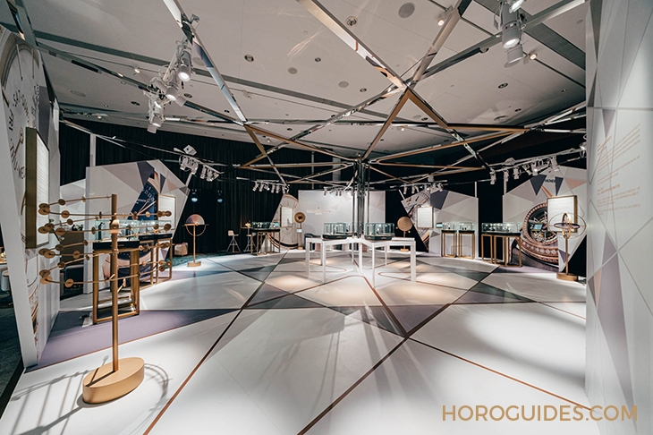 VACHERON CONSTANTIN - OVERSEAS - 6000V/110T-B935 - 江詩丹頓於香港呈獻高級製錶工藝展,藝術裝置:湧現之時∞「TIMEFLUX∞」獨家亮相