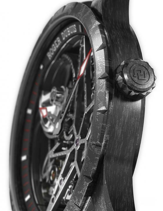 ROGER DUBUIS - ROGER DUBUIS Excalibur自動上鏈鏤空系列 碳纖維新登場