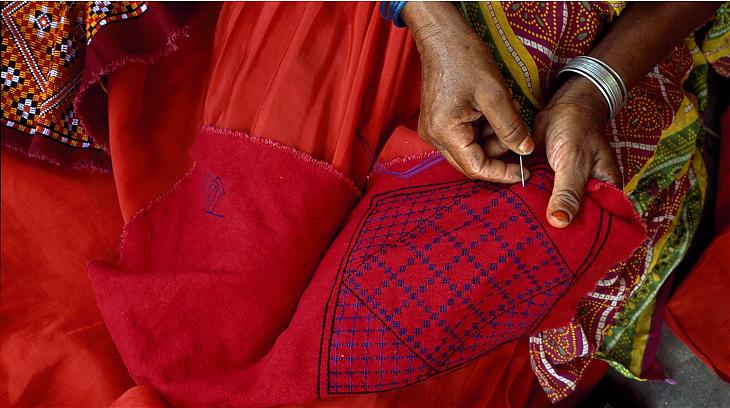 ROLEX - 支持慈善夢想 ROLEX雄才偉略大獎40周年