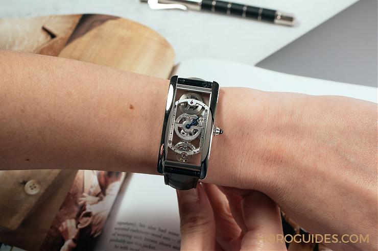 CARTIER - 坦克百年 少見鏤空款登場 CARTIER Tank Cintrée Skeleton