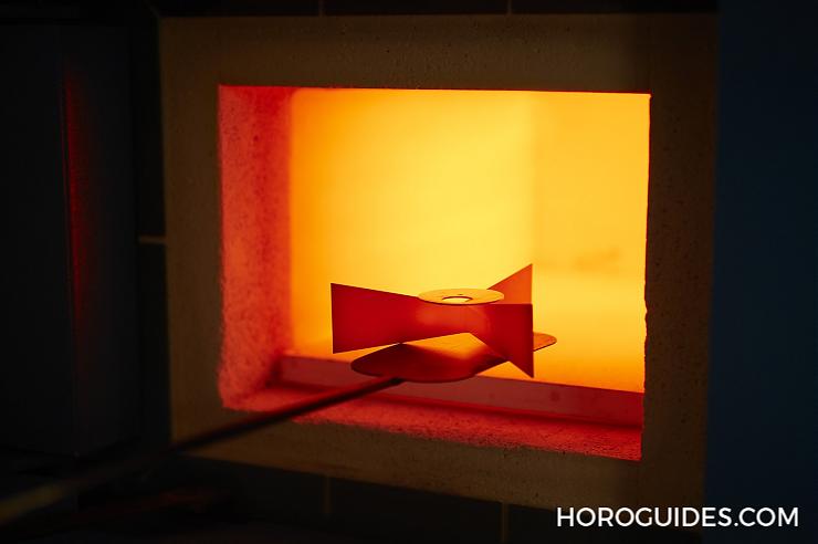 BREGUET - CLASSIQUE - 5177BB/2Y/9V6 - BREGUET Classique 5177 簡約三針日期大明火琺瑯寶璣藍