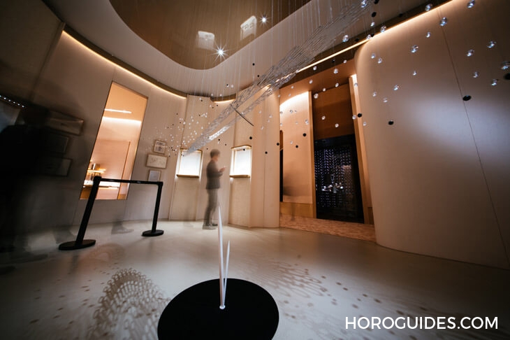 JAEGER-LECOULTRE - POLARIS - 9008170 - [SIHH 2018]錶展除了看新錶，還來看看展場有多裝逼
