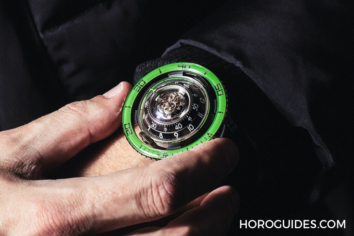 MB&F - MB&F水母錶HM7,另類「海洋風」綠色螢光新款