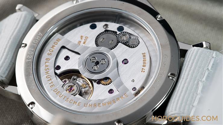 NOMOS - CLUB - 742 - 德國小清新Nomos,驚豔一夏的Aqua你Hold的住嗎?
