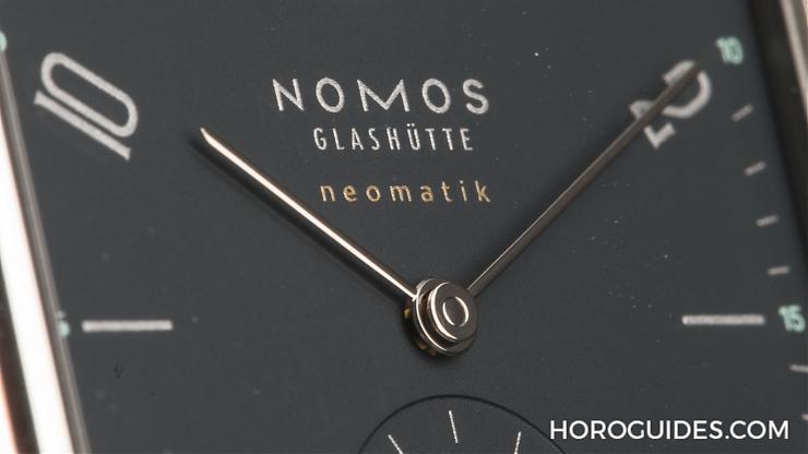 NOMOS - TETRA - 422 - 直線條更有力道,簡單勾出德國美-NOMOS Tetra neomatik riefblau 422