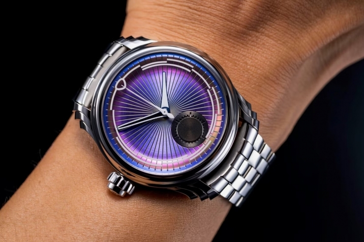 MING - MING八週年代表作,57.04 Iris虹彩錶盤驚豔亮相