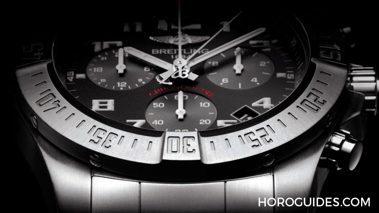BREITLING - 機械錶外觀、搭載超精準石英機芯:百年靈Chronospace Evo 60