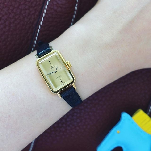 PATEK PHILIPPE - CALATRAVA - 7200R-001 - 懂錶的女人最美麗 ! 你必須 follow 的 @a_whimsy_collection