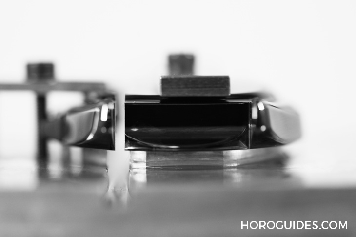 CHANEL - J12 - H6515 - 20歲的重磅出擊|香奈兒2020新作 J12 Paradoxe 與 J12 X-Ray