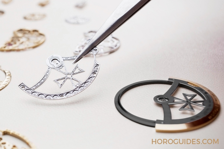 VACHERON CONSTANTIN - OVERSEAS - 4300V/120G-B946 - 江詩丹頓Overseas超薄萬年曆首見白金材質