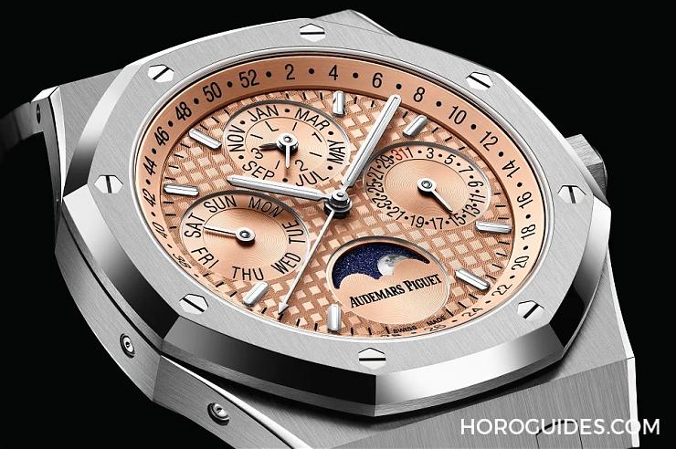 AUDEMARS PIGUET - ROYAL OAK - 26615TI.OO.1220TI.01 - 三文魚面、鈦金屬錶殼!愛彼皇家橡樹萬年曆限量版走出日本,全球發行
