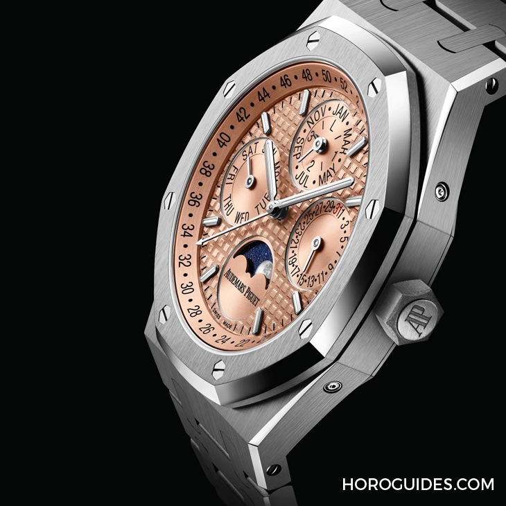 AUDEMARS PIGUET - ROYAL OAK - 26615TI.OO.1220TI.01 - 三文魚面、鈦金屬錶殼!愛彼皇家橡樹萬年曆限量版走出日本,全球發行