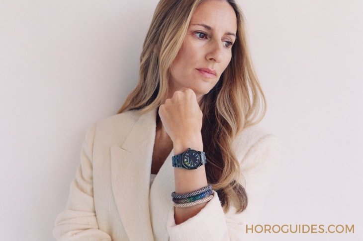 AUDEMARS PIGUET - ROYAL OAK - 77350CE.OO.1266CE.02.A - 這樣的鏡面虹彩,顯現在不意間|愛彼皇家橡樹34毫米黑色陶瓷自動上鍊腕錶Carolina Bucci限量版