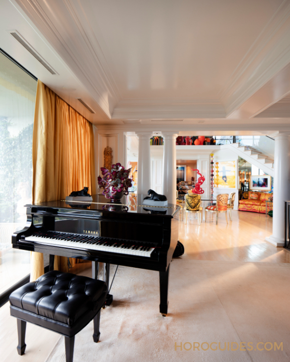 CARTIER - CRASH - 艾爾頓強31只錶藏釋出,勞力士