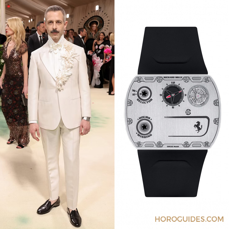 AUDEMARS PIGUET - ROYAL OAK - 26735SG.OO.1320SG.01 - 直擊Met Gala 2024！看看名人們在「時光花園」裡戴了哪些錶