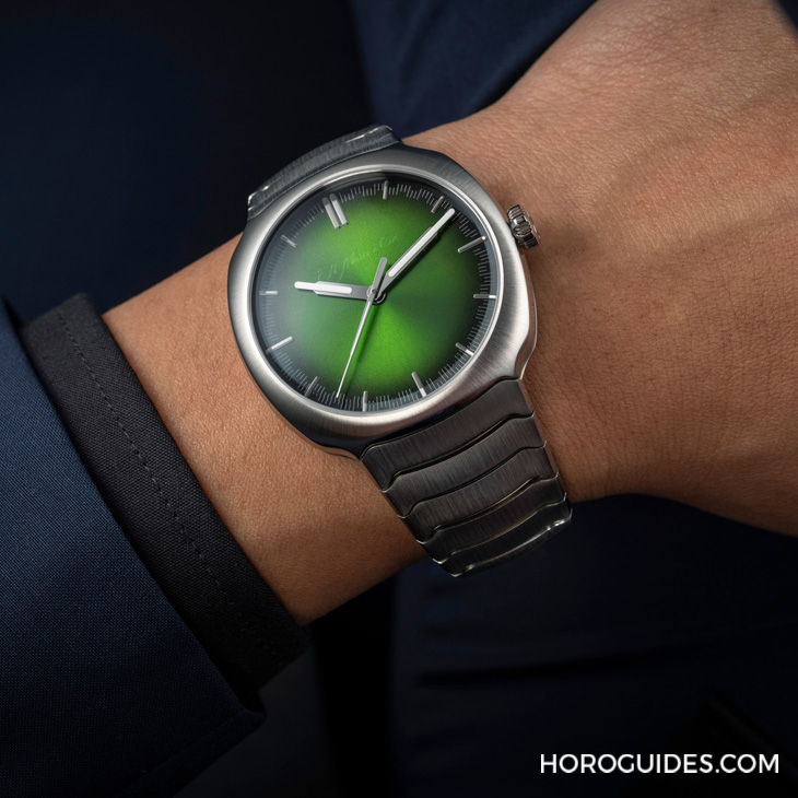 VACHERON CONSTANTIN - OVERSEAS - 5520V/210R-B966 - 名錶達人來點名,哪款一體式鍊帶腕錶最好看、最好戴?