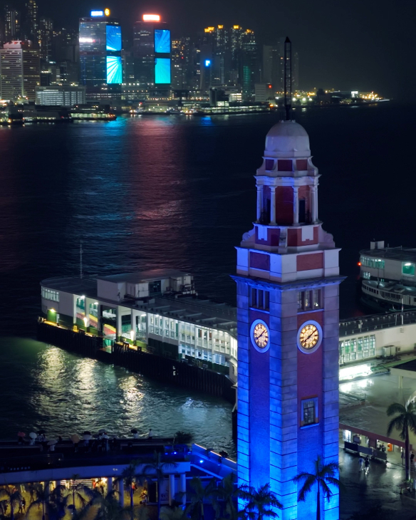 CHANEL - J12 - H9632 - 深邃藍調點亮尖沙咀鐘樓｜CHANEL在港歡慶J12腕錶問世25周年