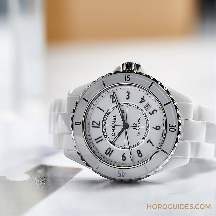 CHANEL - J12 - H5700 - 關於#TheNewJ12，妳一定要知道的三件事