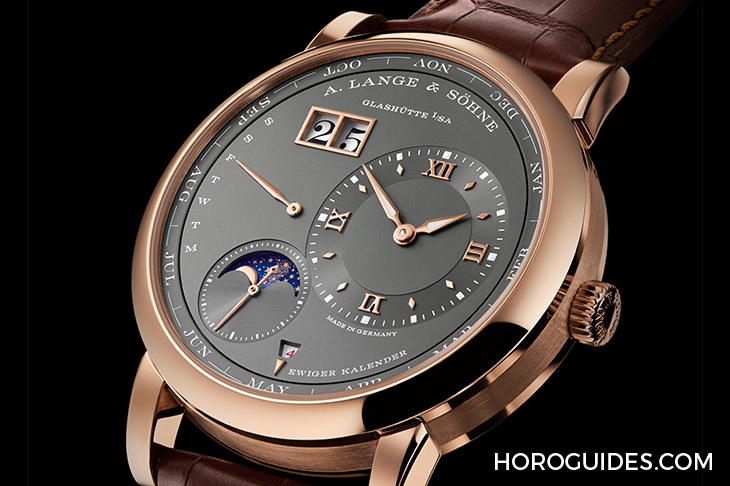 A. LANGE & SÖHNE - LANGE 1 - 345.056 - 朗格的「純粹」萬年曆|Lange 1玫瑰金與白金Salmon Dial限量版