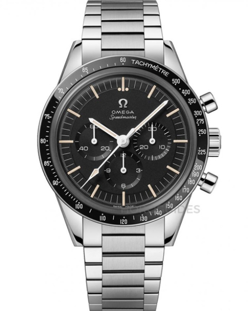 OMEGA - SPEEDMASTER - 310.30.42.50.04.001 - OMEGA不鏽鋼材質Moonwatch,新款白面、經典黑面如何選擇?