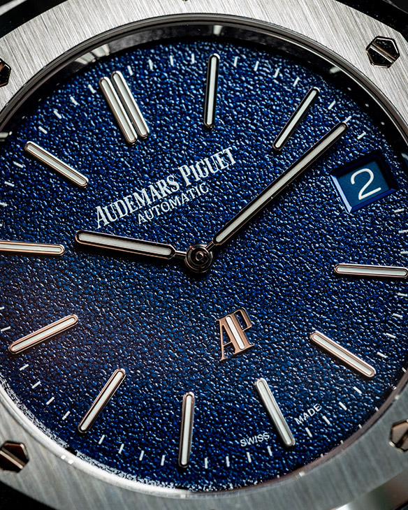 AUDEMARS PIGUET - ROYAL OAK - 16202BC.OO.1240BC.02 - 熱潮過後，藏家Jon Lee 最愛的新收藏 | HOROGUIDES雜誌Vol. 7 特別企劃