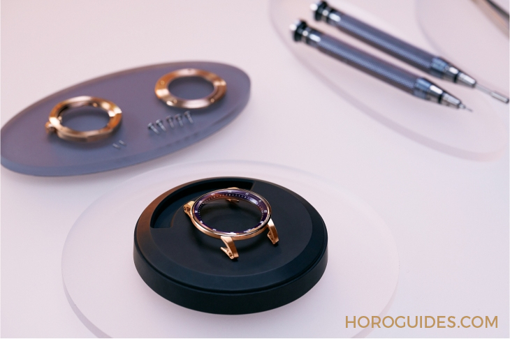 AUDEMARS PIGUET - CODE 11.59 - 77410OR.OO.A623CR.01 - 首見38mm中性尺寸 艷麗紫與象牙白再加分|AUDEMARS PIGUET Code 11.59 38mm新錶