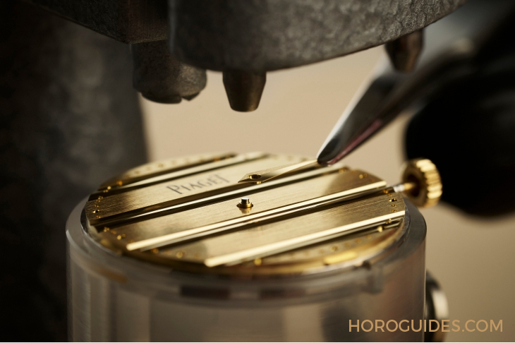 VACHERON CONSTANTIN - HISTORIQUES - 4200H/222J-B935 - 閃亮黃金、復刻經典的Sporty Chic!頂級優雅運動全金錶二選