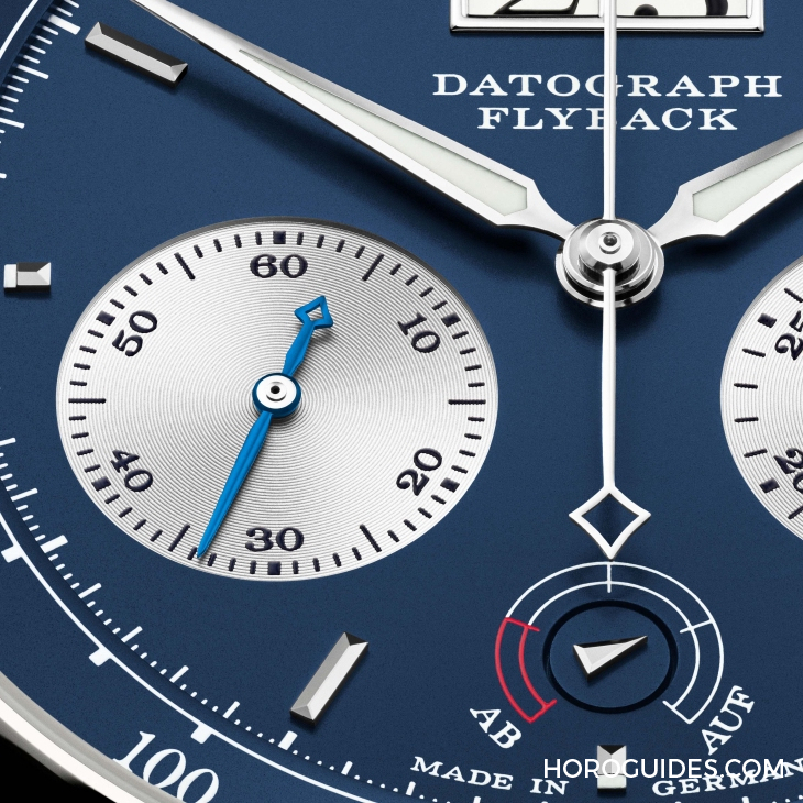 A. LANGE & SÖHNE - SAXONIA - 405.028 - 換裝18K白金配藍面，歡慶問世25周年｜朗格Datograph Up/Down全新限量版