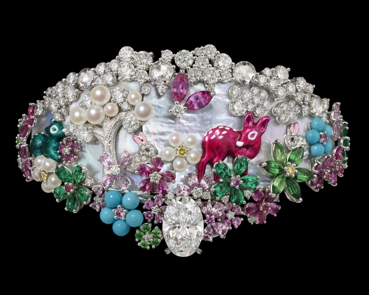 DIOR - 奇想織夢,瑰寶載藝|DIOR以破格工藝詩意演繹Diorexquis高級珠寶系列