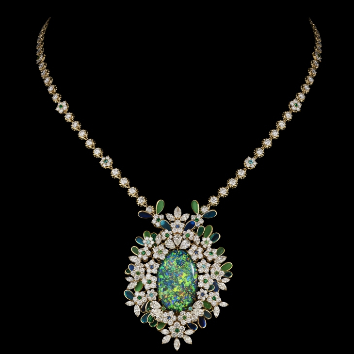 DIOR - 奇想織夢,瑰寶載藝|DIOR以破格工藝詩意演繹Diorexquis高級珠寶系列