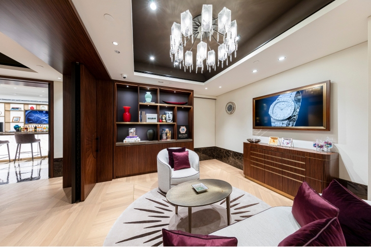 PATEK PHILIPPE - 錶王朝聖新殿堂!PATEK PHILIPPE中環置地廣場旗艦店盛大開幕,限時展出博物館級珍藝傑作
