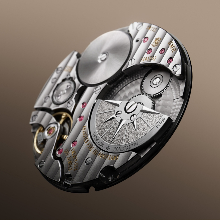 VACHERON CONSTANTIN - OVERSEAS - 2500V/210P-H028 - 超薄新境，縱橫無界｜深入江詩丹頓Overseas鉑金超薄自動上鍊腕錶的工藝美學
