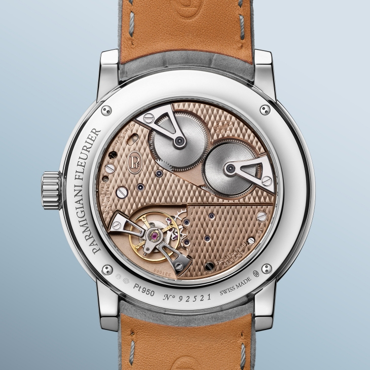 PARMIGIANI FLEURIER - TORIC - 不張揚,但氣場自現|PARMIGIANI FLEURIER推出Toric Petite Seconde鉑金「晨曦藍」腕錶
