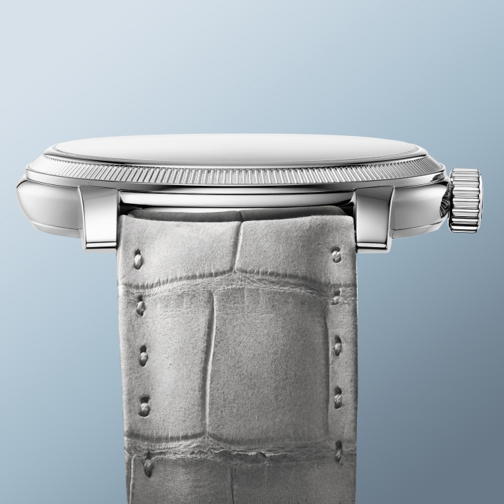 PARMIGIANI FLEURIER - TORIC - 不張揚,但氣場自現|PARMIGIANI FLEURIER推出Toric Petite Seconde鉑金「晨曦藍」腕錶