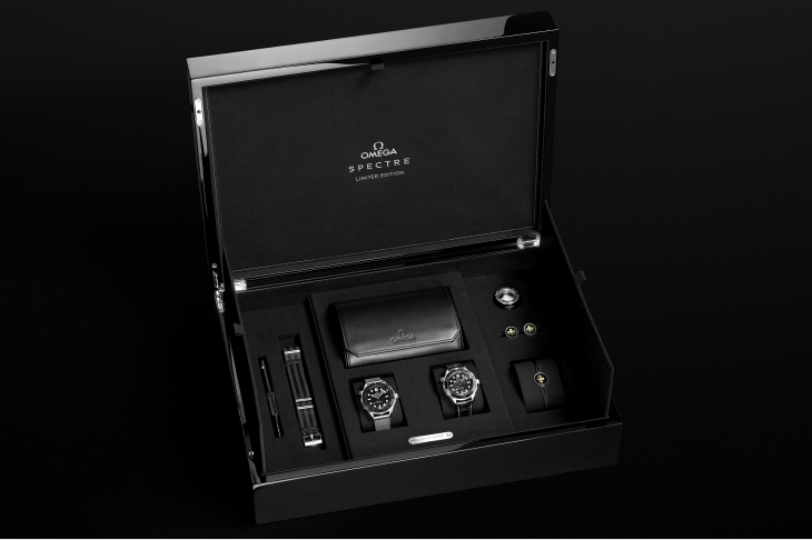 OMEGA - SEAMASTER - 210.30.42.20.03.004 - 兩大陣營同台較量！OMEGA Seamaster 300米潛水錶首度集結占士邦與魔鬼黨，全系列六款登場