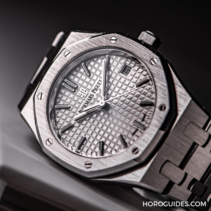 AUDEMARS PIGUET - ROYAL OAK - 77350ST.OO.1261ST.01 - IG影響力人物:Rolf Chen的Sentimental Watch