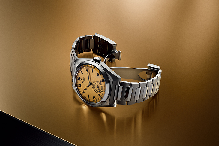 TUDOR - BLACK BAY - M2639W1A0U-26060 - TUDOR Monarch，帝舵表更具風格的日常配搭