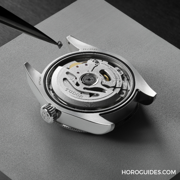 TUDOR - BLACK BAY - M7941A1A0NU-0001 - 換裝黑面黑圈，搭載大師級認證MT5602-U機芯｜TUDOR Black Bay