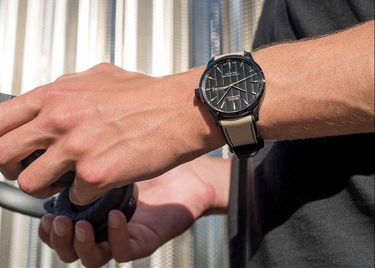MIDO 矽游絲、天文台認證、80小時動力儲能 高CP值Multifort Chronometer 1