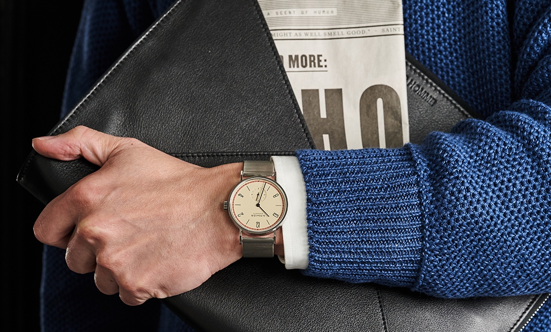 NOMOS - 簡單的生活態度，就從手上的錶開始。NOMOS Tangomat百年包浩斯紀念錶