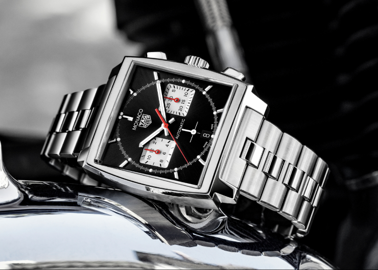 睽違20年再現金屬鍊帶!TAG HEUER Monaco H02自動計時腕錶