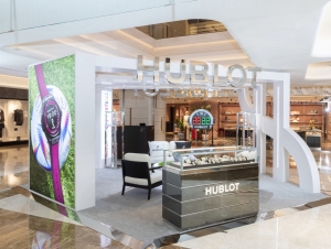 全台足球迷FIFA世足唯一朝聖據點 宇舶全明星世足快閃店前進高雄漢神 !