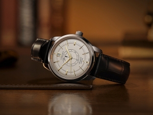 古典的LONGINES最對味：全新Conquest Heritage中央動力儲存指示腕錶